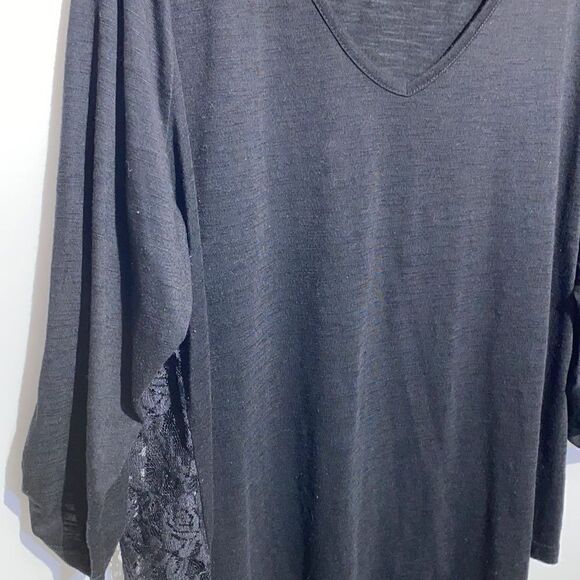 Torrid Women's 3/4 Roll Tab Sleeves Laced Back Semi-Sheer Top Black Size 3 - Picture 4 of 8